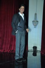 Shahrukh Khan at yash Chopra_s birthday in Yashraj Studio on 27th Sept 2012 (114).JPG